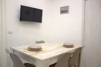 REALECASINABORBONICA-INTEGRAL APARTMENT WITH TERRACE IN THE HEART OF PORTICI Hotels in Portici