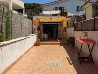 Villa Anzio Marechiaro near the beaches of Anzio terrace relax sea view Hoteles en Anzio