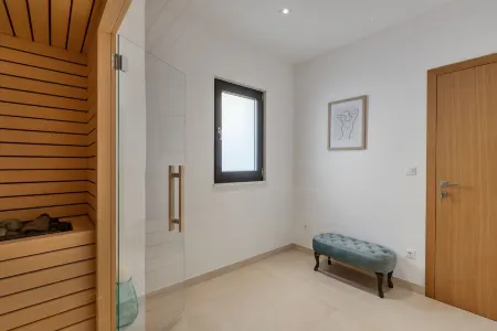 Villa Melody in Bast Отели в г. Bast