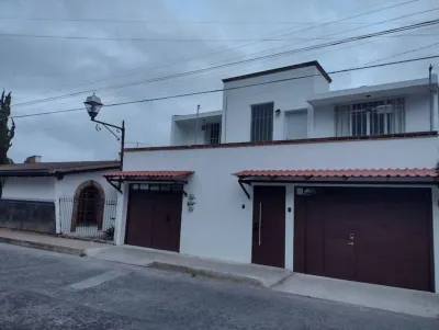 Beautiful apartment in the center of Coatepec Hotels in 