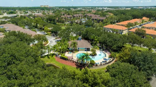 New listing 4 Beds / 3 Baths Lucaya Village