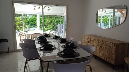 An enchanting haven of calm Отели в г. Андернос-ле-Бен