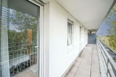 Hotel Essen Mit Apartments Отели рядом с достопримечательностью «Музей дизайна красной точки»