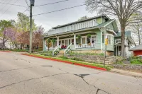 Eureka Springs Vacation Rental < Half-mi to Dtwn! - Country Houses