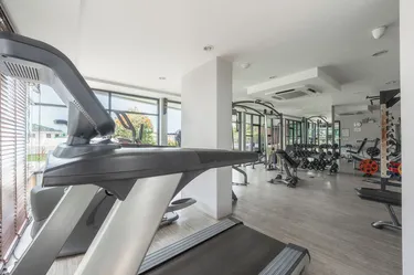 รูปภาพของสุรินทร์ บีชไซด์ ซันเอสเคป ซี209