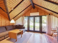 "Melba" - 8km from the Sea - 3-Star