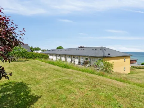 "Feodora" - 100m from the Sea