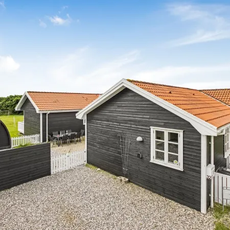 "Torhild" - 700m from the Sea