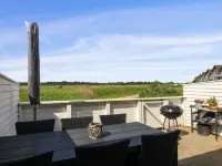 "Maarit" - 2.3km from the Sea