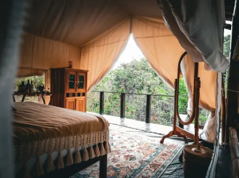 Desa Eko Отели рядом с достопримечательностью «Водопад Мундук»