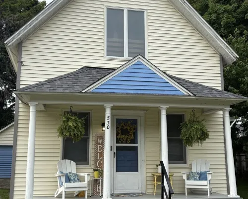 Sullivan Summer House - walk to downtown + beach Hotels in Manistee