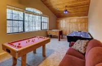 Sleeps 30+ Hotels in Pinetop-Lakeside