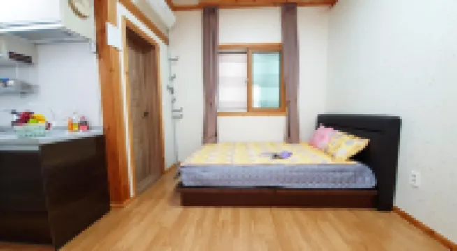 Suncheon Sagyejeol Haeoreum Hanok Pension