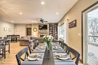 Spacious 6Br Lake Victoria Retreat w/ Private Dock - parking