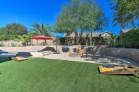 Hot Tub and Mtn Views! Family Getaway in Mesa - شرفة