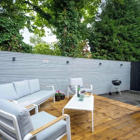 Detached House in Quiet Suffolk Village - Pets Allowed