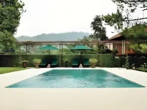 Sandalwood Boutique Hotel