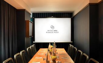 Mitsis N'U Piraeus Port