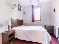 Apartment in Hautes-Alpes with Ski-In Access