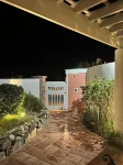 Top of the World views...refreshing trade winds, private pool. Dreams indeed!