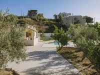 Villa in Panormo with Private Pool & Beach - 3-Star