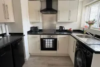 Cottage - Sleeps 4 - Pets Ok - Garden - Parking Hotels in Middlewich