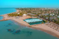 Mövenpick Resort Lamantin Saly - 주차장