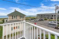 The Sea Gaze - 5BR with Beach Path