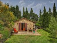 Detached cottage with pool