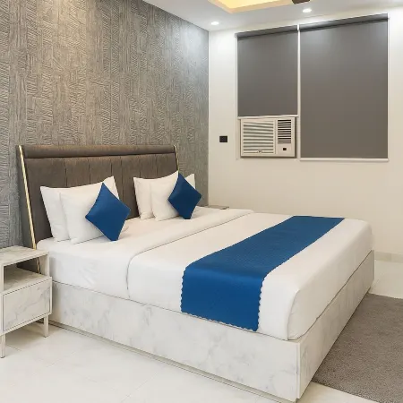 Let'stay- Sector-70 Noida