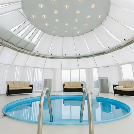 Cosmopolitan Bobycentrum - Czech Leading Hotels