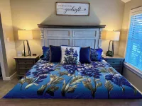 Charming 3-bedroom house with fitness room and AC in Bandera