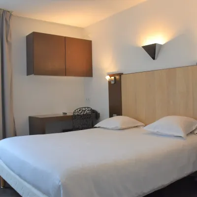 Adonis Arc Hotel Aix Hotels near Promenade de la Torse