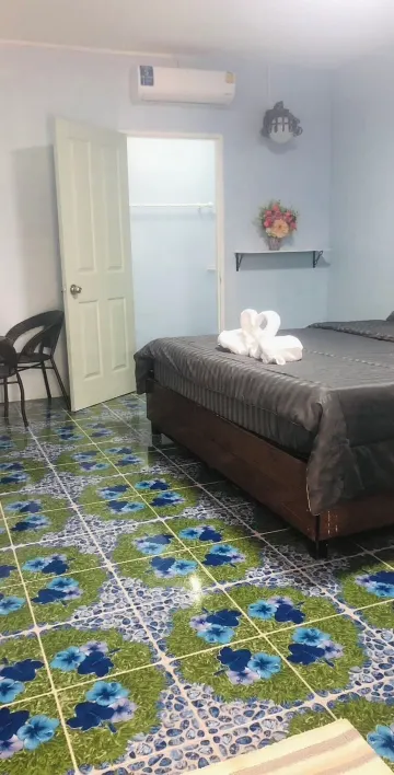 อพาร์ทเมนต์พื้นฐาน 1 เตียงคิงไซส์