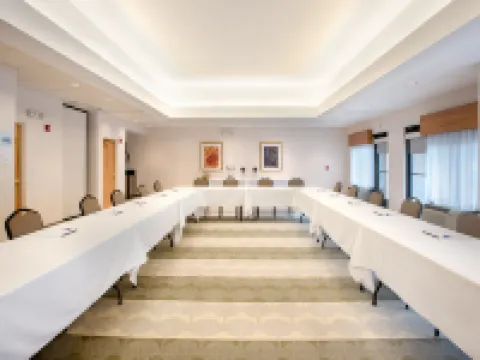 Holiday Inn Express BOONE by IHG ブーンのホテル