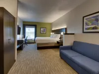 Holiday Inn Express & Suites LEBANON by IHG Hotels in Laclede County