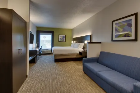 Holiday Inn Express & Suites Lebanon