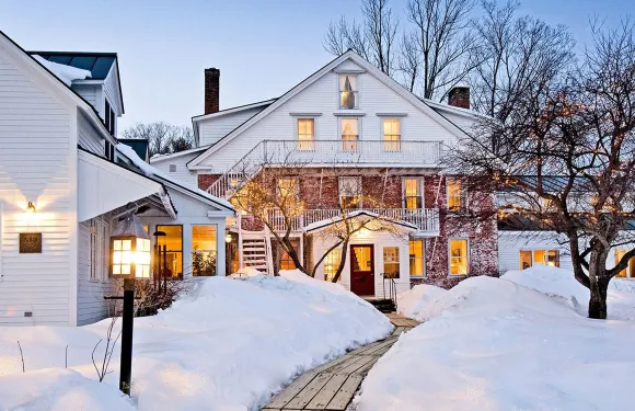 聞達哈米山旅館