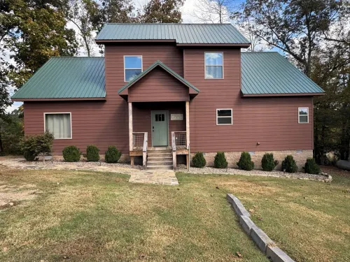 Relax and Unwind on the Caddo River in Beautiful Arkansas! Book Now!