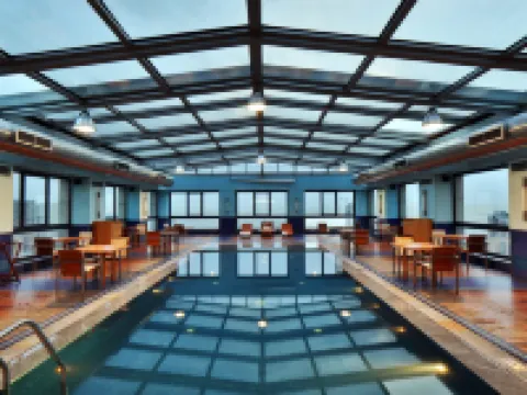 クラウン プラザ ハムラ ベイルート ベイルートのホテル