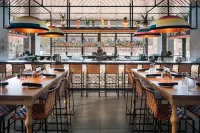 The Maven Hotel at Dairy Block - bar