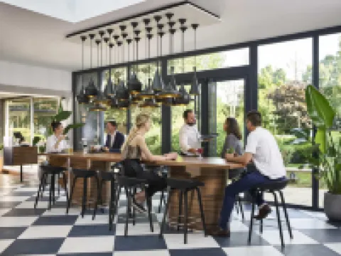 Novotel Massy Palaiseau Hôtels à : Champlan