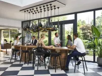 Novotel Massy Palaiseau Hôtels à : Massy