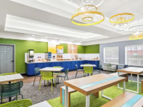 Spark by Hilton Kingsland Hotels in Kingsland