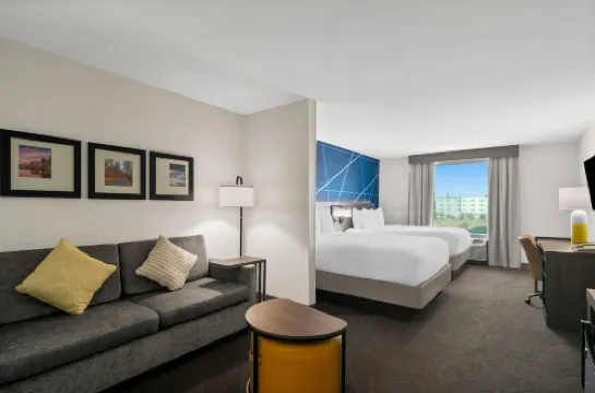 Comfort Suites Bentonville - Rogers