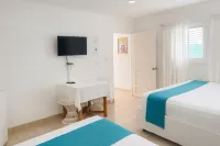 Hotel Neptuno Refugio โรงแรมใน