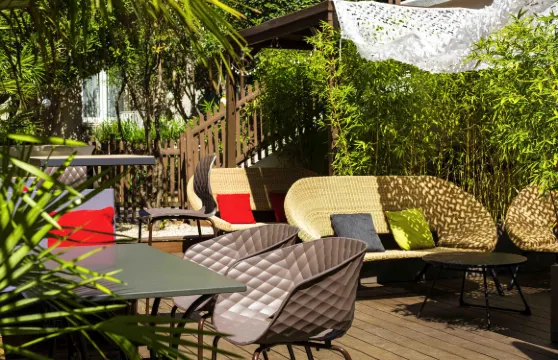 亞維儂橋中心美居酒店