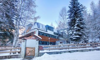 Studio Abete Rosso 500m from Ski - Happy Rentals