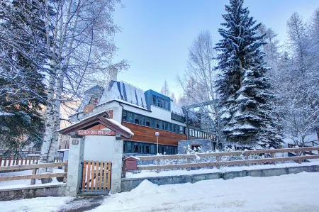 Studio Abete Rosso 500m from Ski - Happy Rentals Отели рядом с достопримечательностью «The Club»