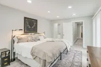 Bright and Modern Home 2 Mi to Presque Isle Airport - Wifi